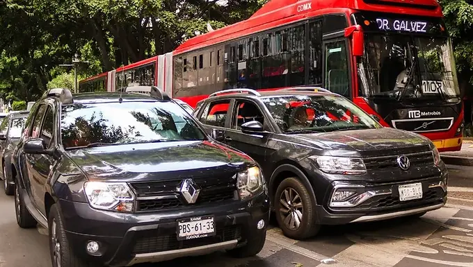 Hoy No Circula Sabatino 28 febrero 2026: autos y placas