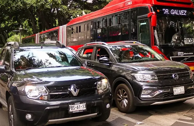 Hoy No Circula Sabatino 28 febrero 2026: autos y placas