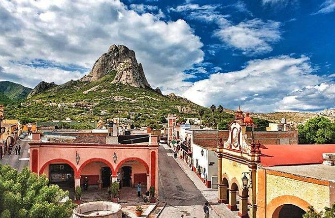 Peña de Bernal, entre los gigantes de piedra del mundo