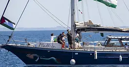 Ejército de Israel impide llegada a Gaza de barco con ayuda