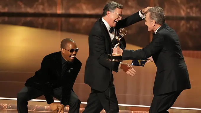 Audiencia de los Emmy sube un 8% de Espectadores