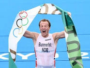 Kristian Blummenfelt celebrating his good