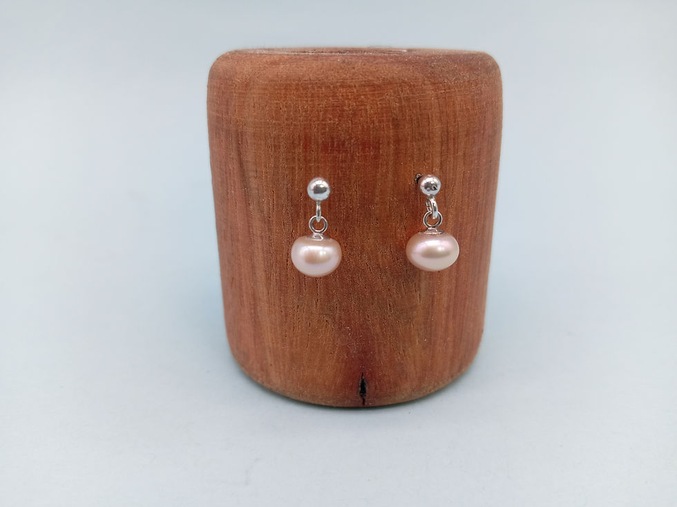 Thumbnail: Pink pearl hanging earrings 