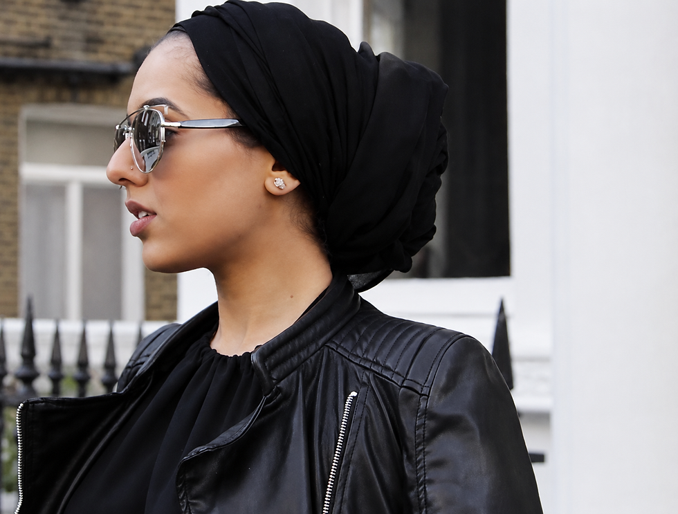 Turban-style head covering illustration