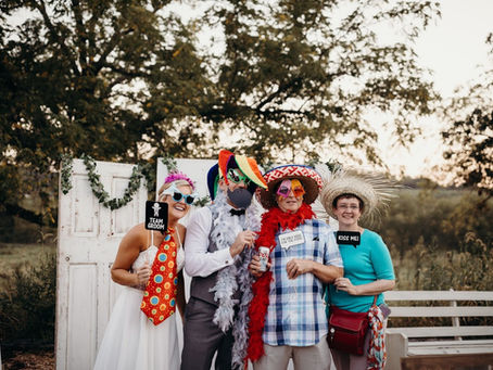 A creative DIY outdoor Photo booth at Hope Springs Farm in Hartville, Missouri