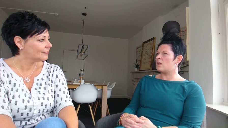 Vrouwen zoals jij en ik! Dunja Koenders - Mucha