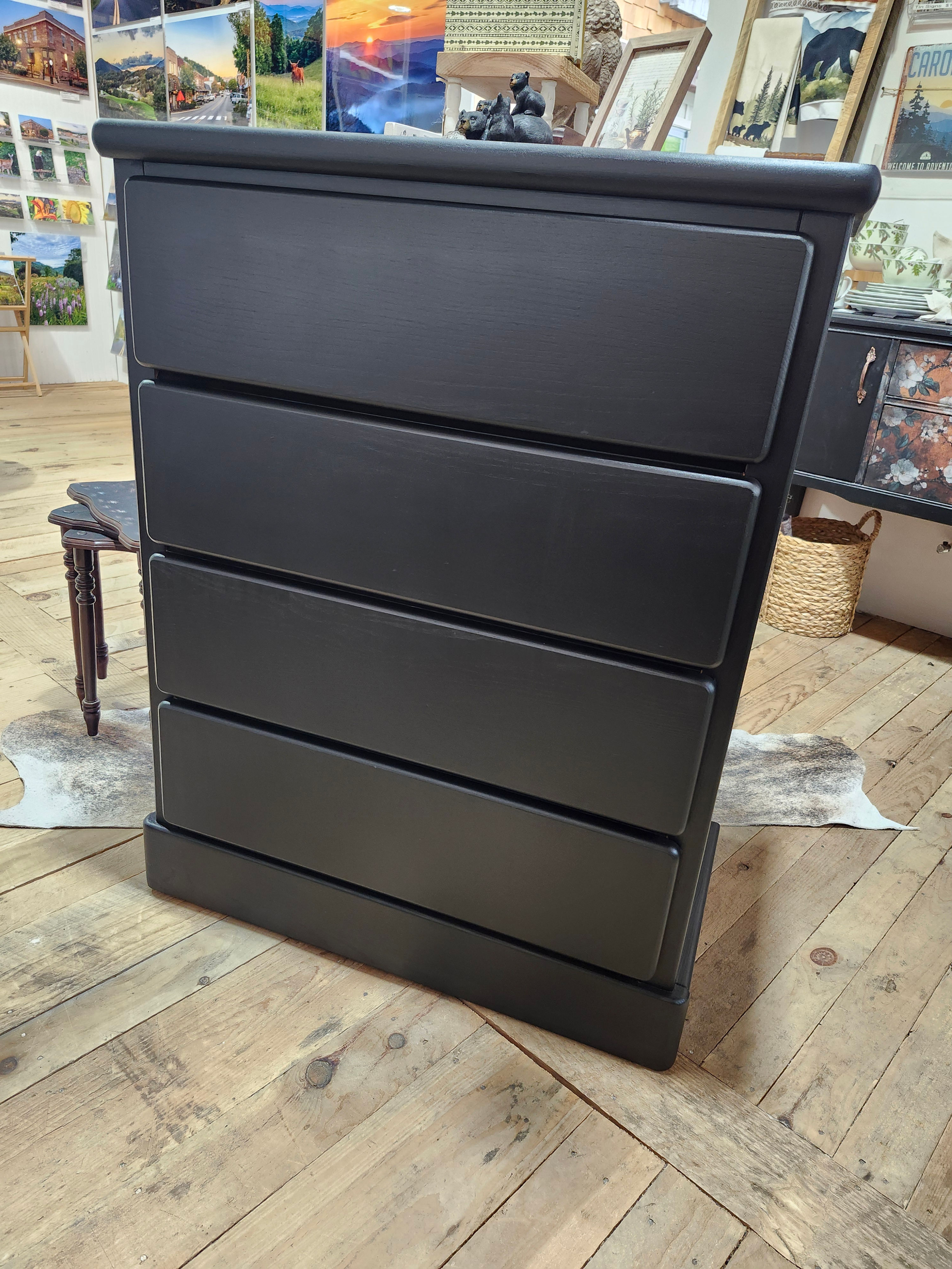 Black4 Drawer Wood Dresser
