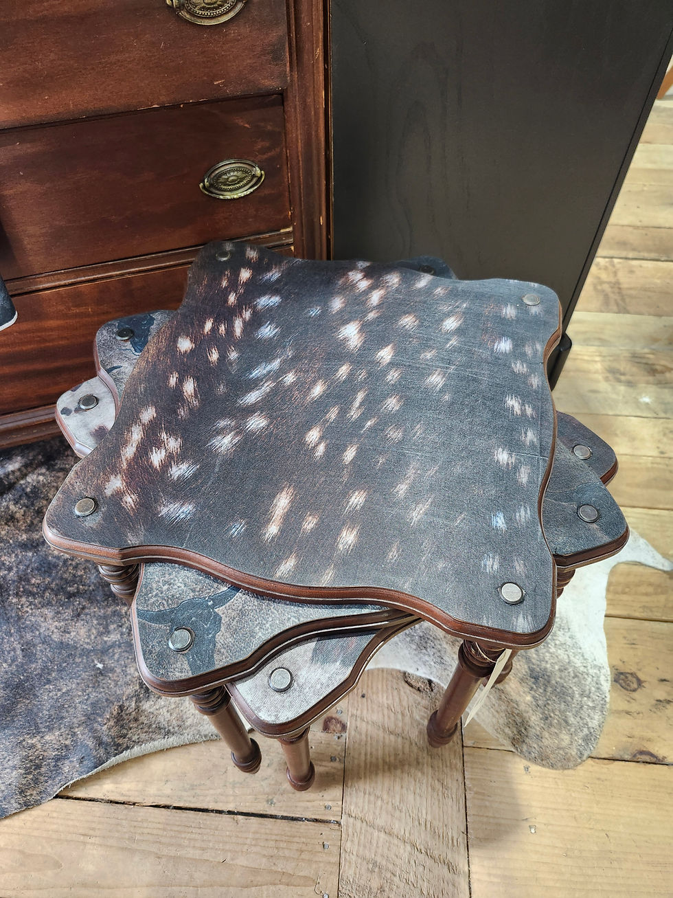 Thumbnail: Vintage Animal Print Nesting Tables