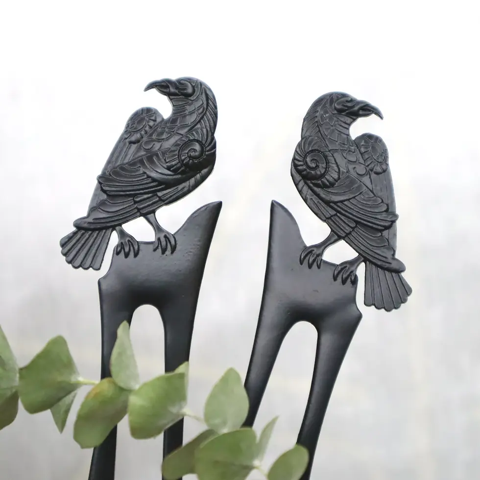 Thumbnail: Raven Hair Stick
