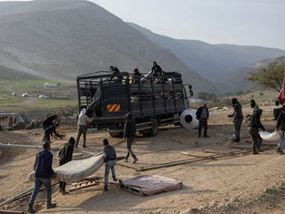 „Die Siedler brachten die Gewalt“: Die ethnische Säuberung eines Dorfes im Westjordanland