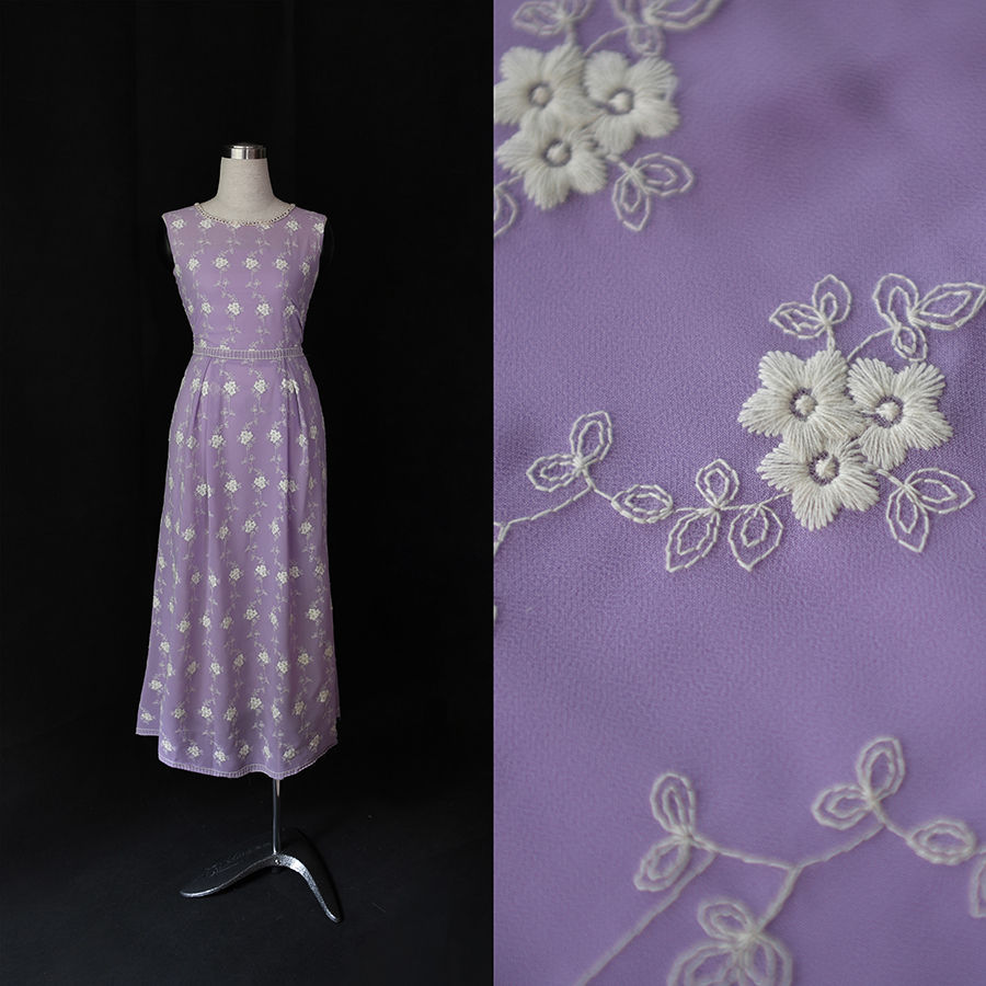 Thumbnail: Chiffon tím thêu hoa trắng