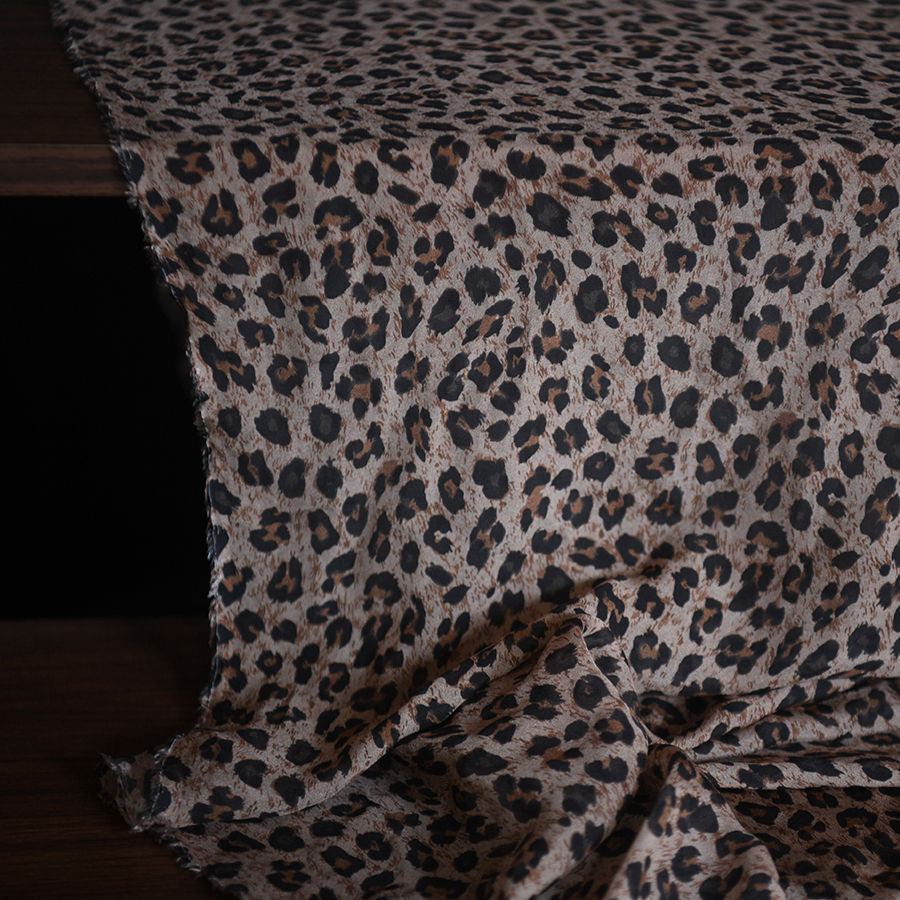 Thumbnail: Silk Chiffon 8mm - Hoạ tiết da báo Leopard