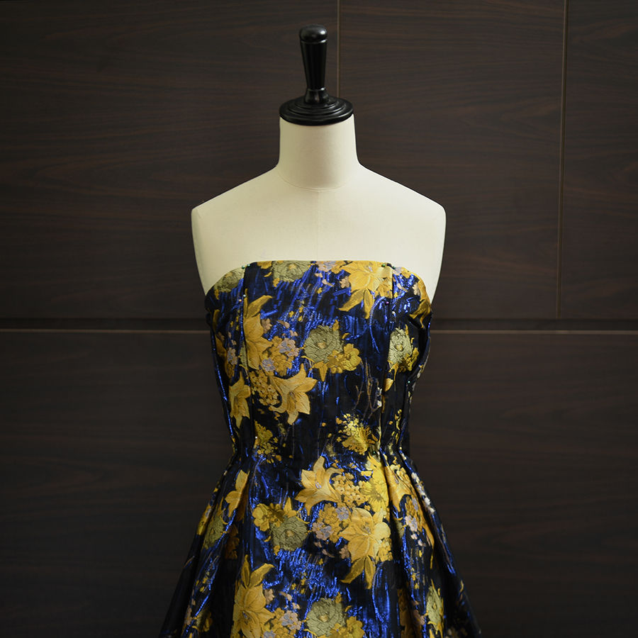 Thumbnail: Gấm organza -Hoa vàng ánh coban