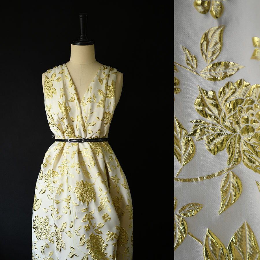 Thumbnail: Gấm nền beige - Metallic vàng