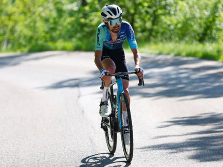 Giro d'Italia 2024 - Etape 10 : Valentin Paret-Peintre, la première avec la manière.