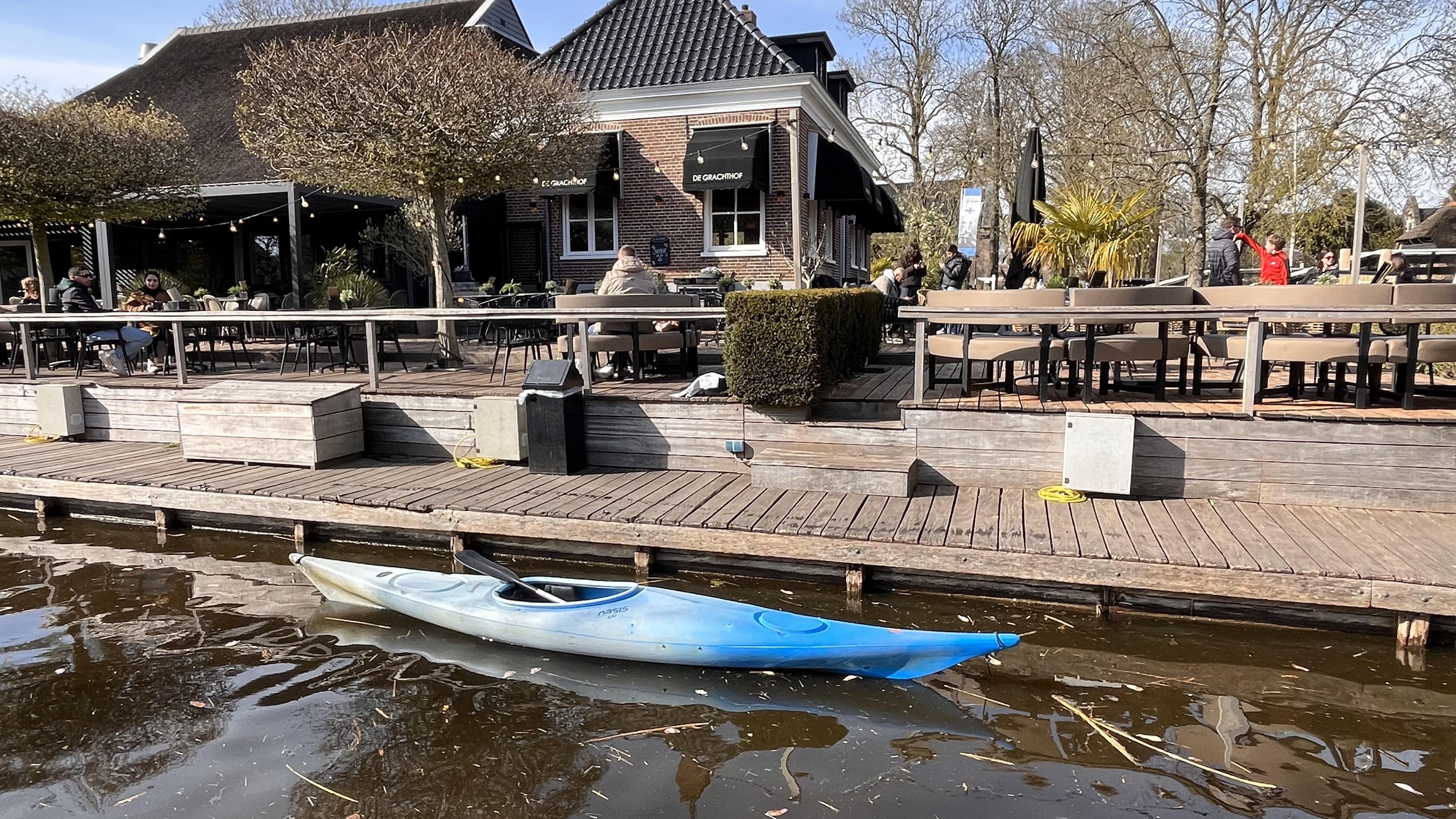 Kajak (1 of 2 persoons) van Grachthof Giethoorn in Giethoorn