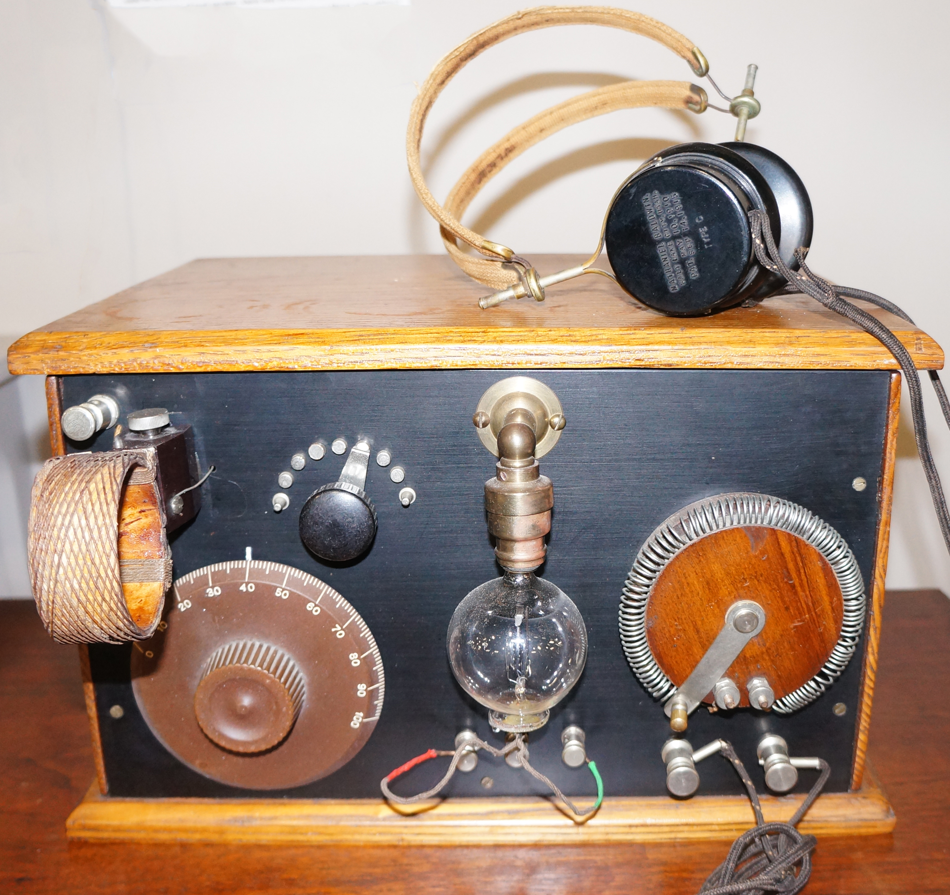 Audion Radio Receiver