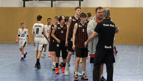 Chemnitzer Fast Breaks bescheren Team Halle Heimniederlage