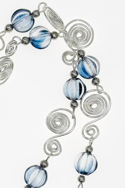 Blue Fluted Glass Link Necklace beads