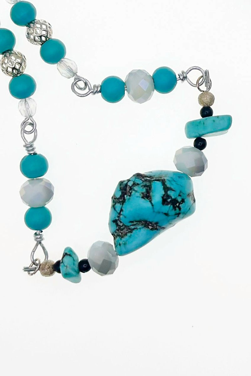 NUGGET Turquoise Nugget Beaded Necklace - 22"