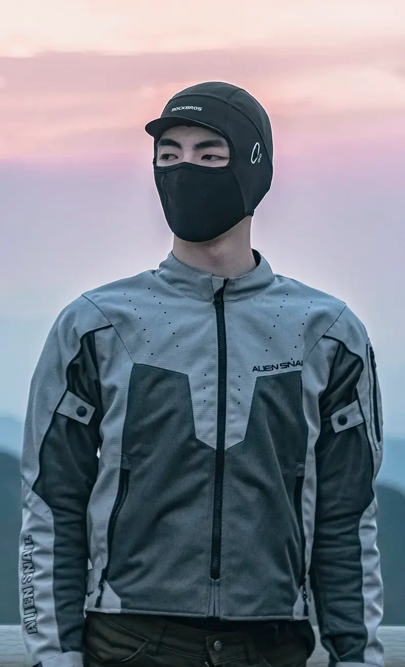 Thumbnail: Нимгэн Balaclava (Нүдний шилний нүх болон саравчтай)