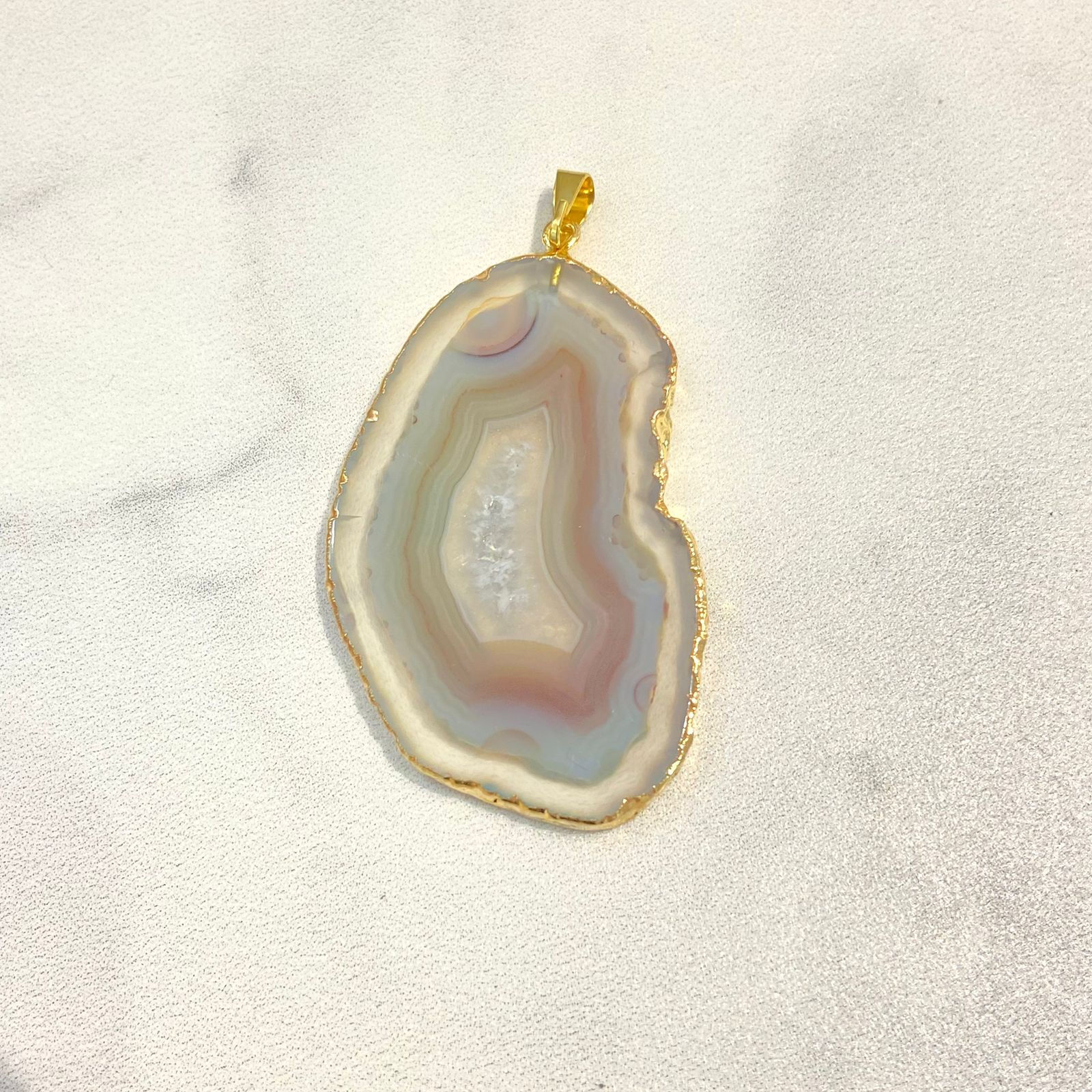 PINGENTE EM ÁGATA NATURAL