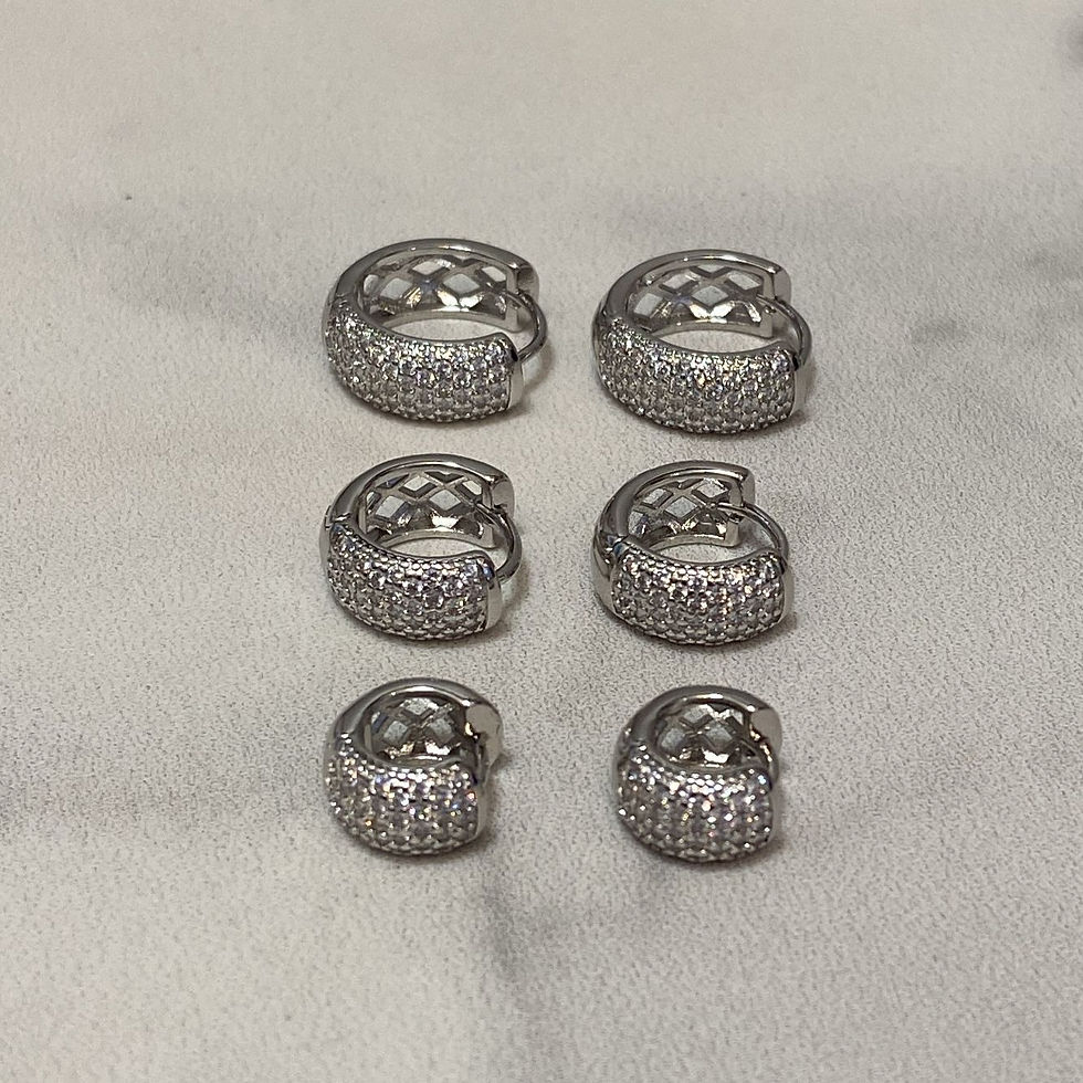 Miniatura: TRIO DE ARGOLAS CRAVEJADAS DE ZIRCÔNIAS