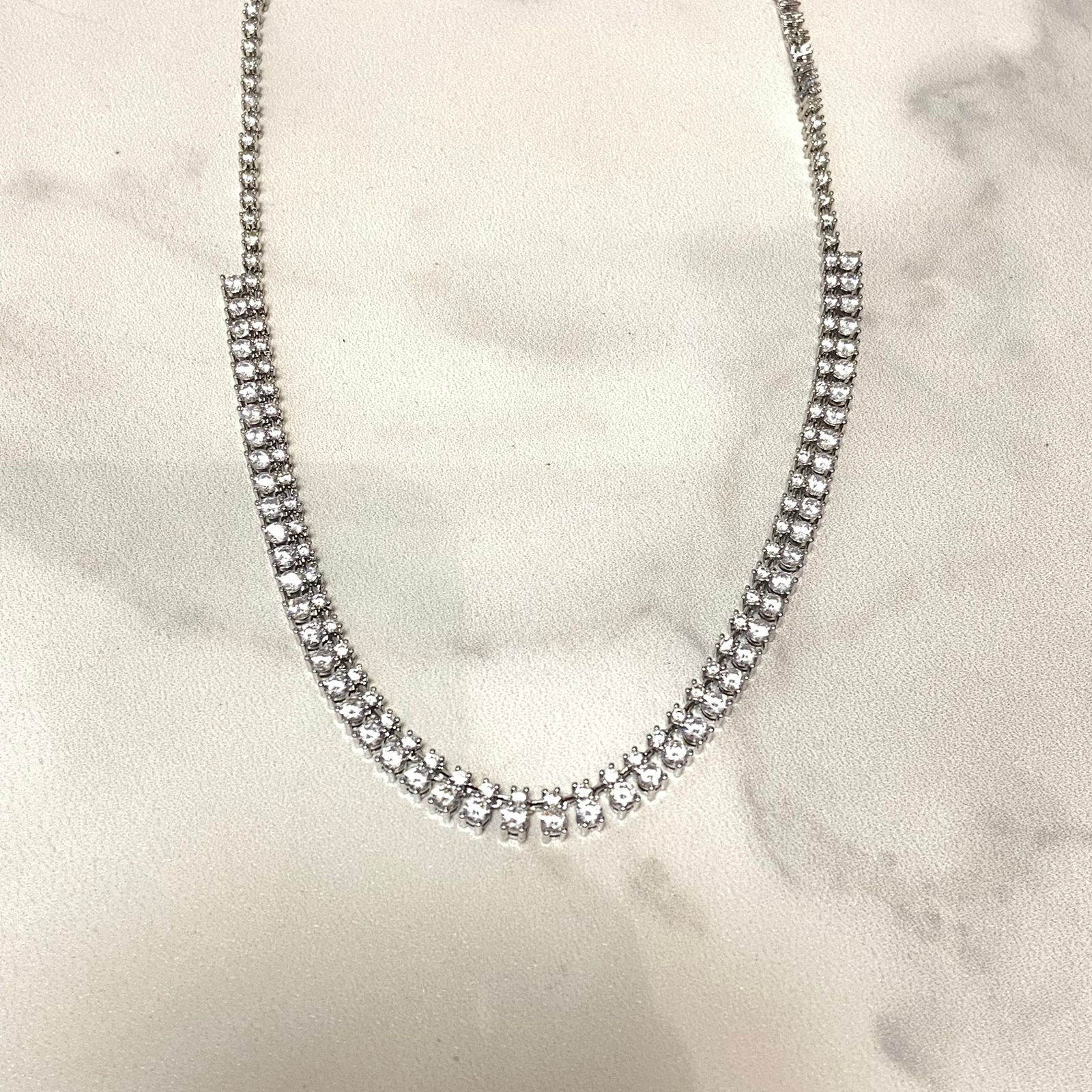 COLAR RIVIERA COM ZIRCÔNIAS DUPLAS