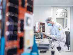 Sateliot moves forward with its constellation with five new satellites manufactured by Alén Space