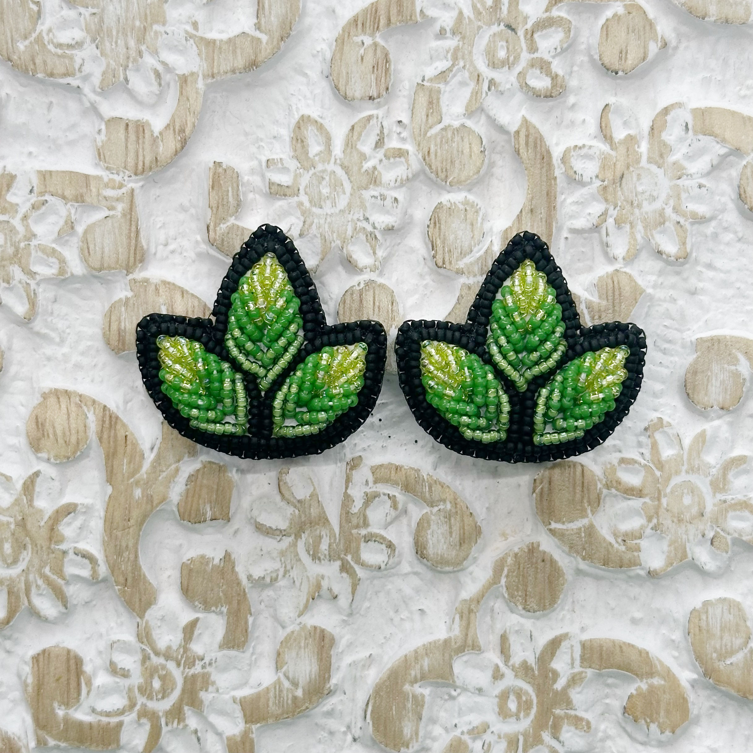 Mini Celestial earrings green