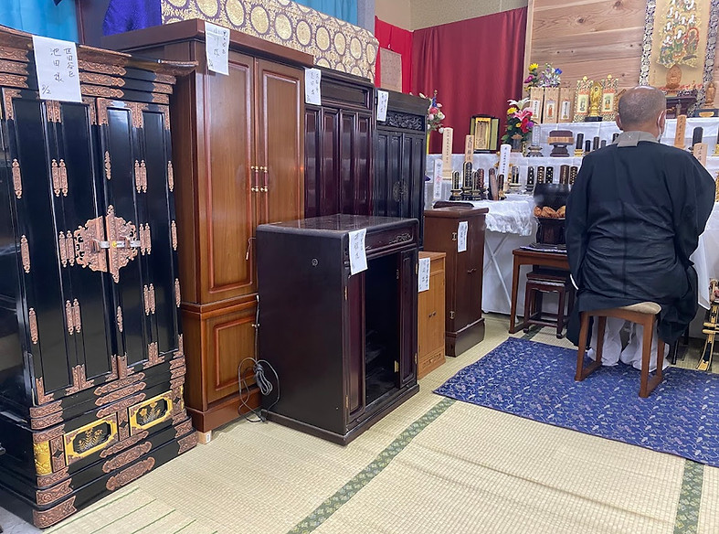 2024年8月　閉眼供養の様子