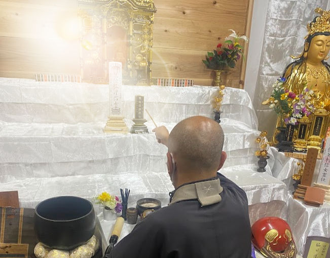 さくらサービス東京の開眼供養の様子。郵送で承ります。