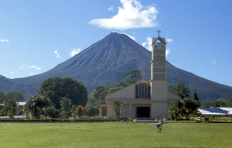 Costa_rica_arenal_fortunajpg.jpg