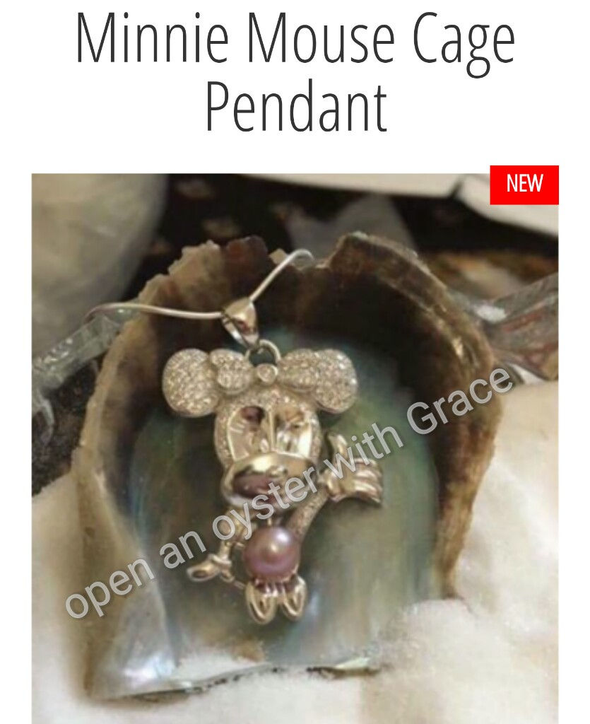 minnie mouse pendant.