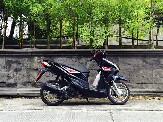 Another island, another scooter 🏍✨ don't mind me scooting along at half the speed limit haha 😬 #do