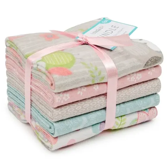 Novelty Hootsie Flannel Fat Quarter Bundle front