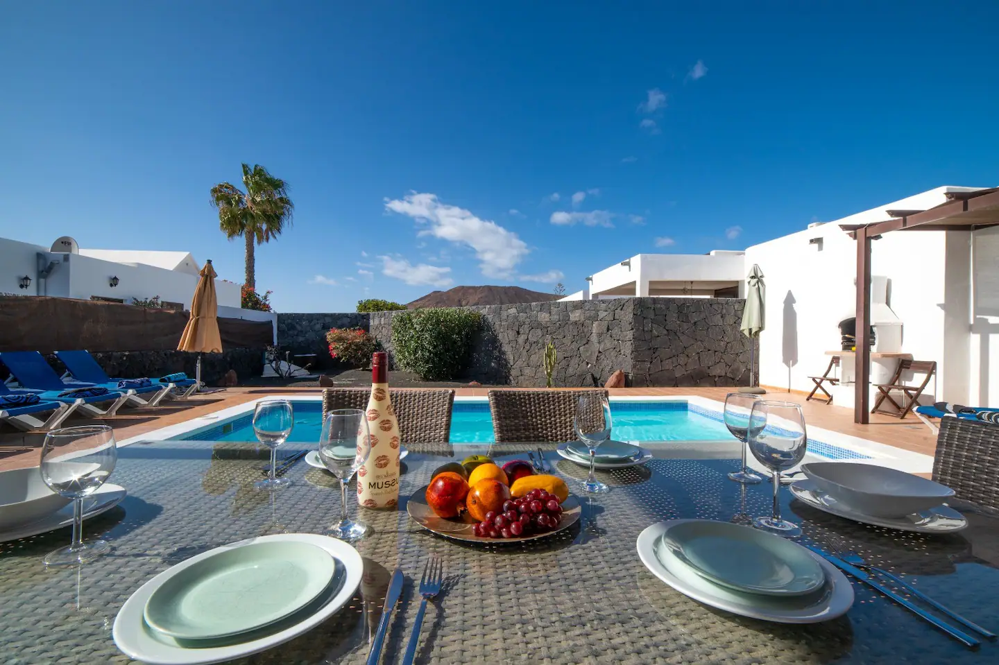 Villa Vida, hoteles y alojamientos en Yaiza