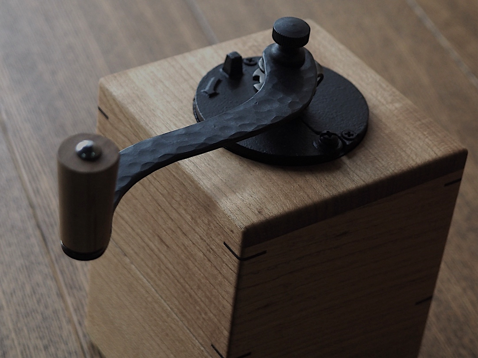 サムネイル： コーヒーミル 