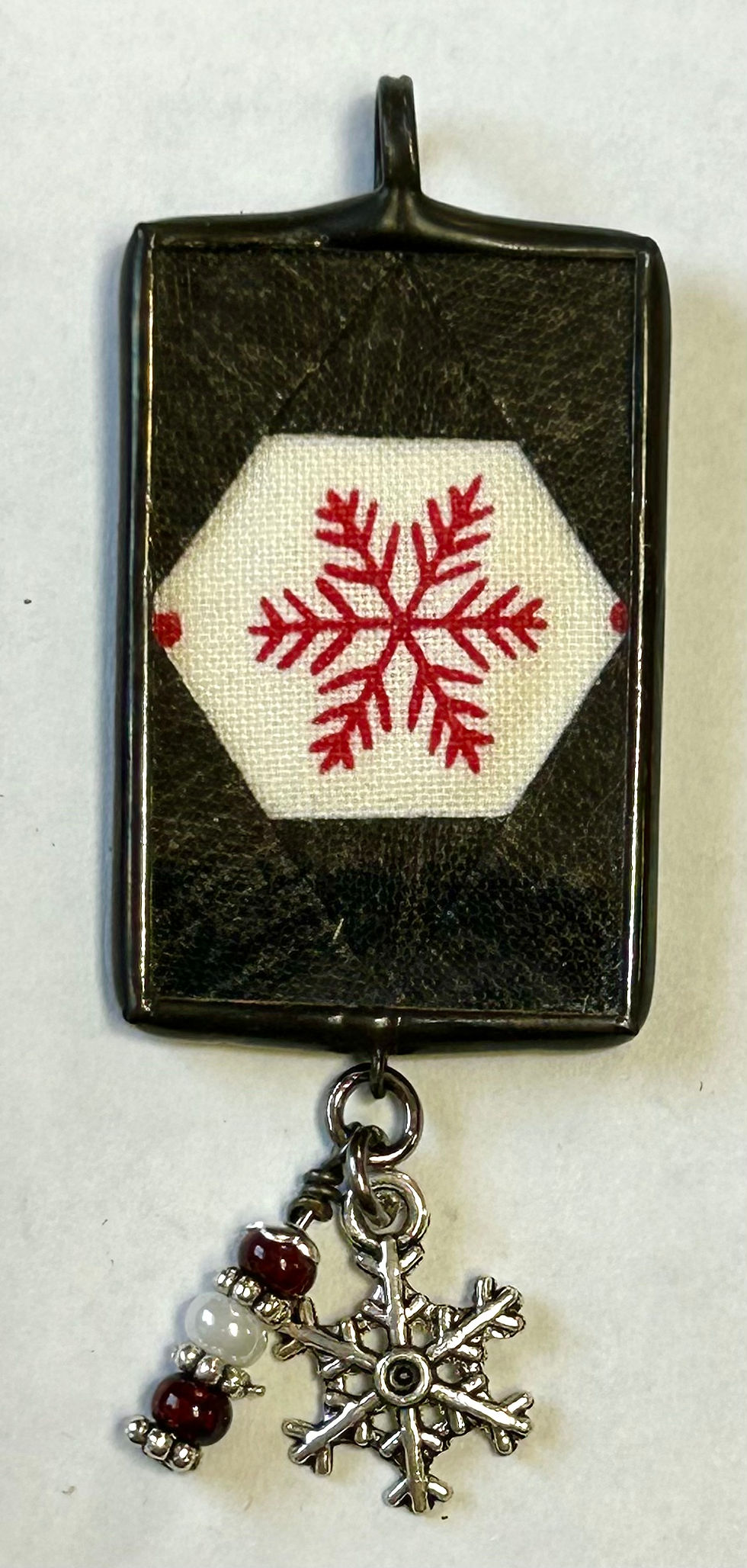 1" x 1 1/2" Snowflake Pendant with Bling