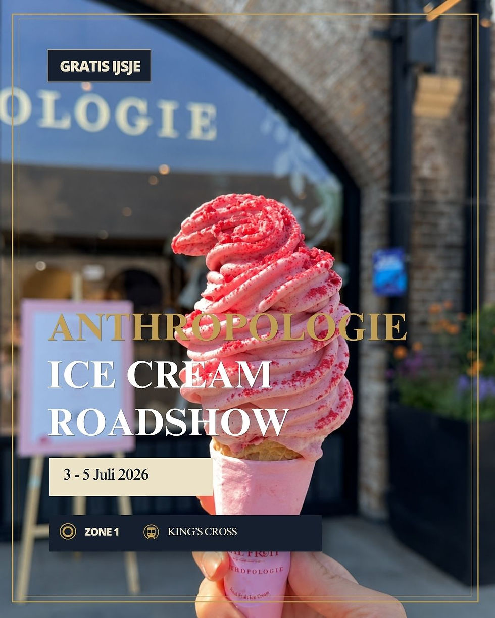 Roze softijs in hand voor Anthropologie-poster met Gratis ijsje en Ice Cream Roadshow, 3-5 juli 2026, King's Cross