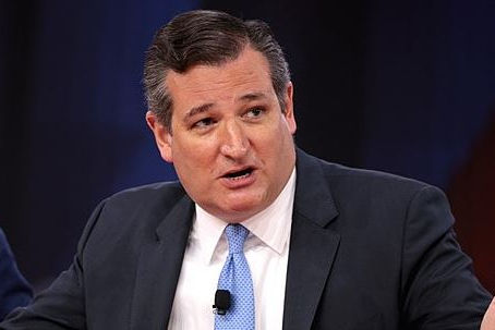Ted Cruz Corners Twitter CEO in Fiery Exchange