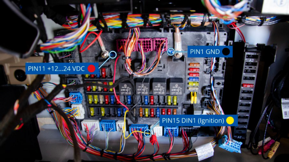 800px-8power_source_and_ignition_wires.png