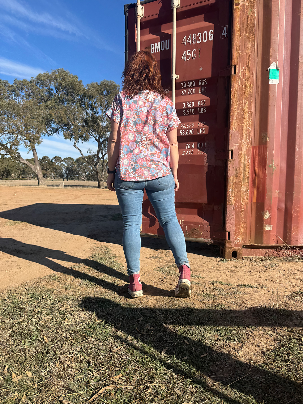 Thumbnail: The Essential Top -small,med