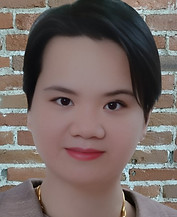 Clarissa Headshot EDIT_v2.jpg
