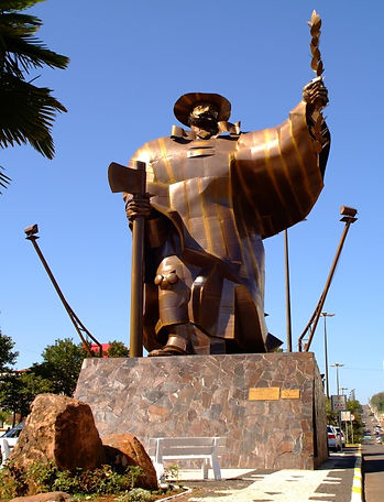6_monumento_o_debravador_1597255702.jpg