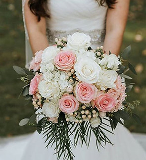 tastefully-timeless-bouquet-WF113821.365.jpg