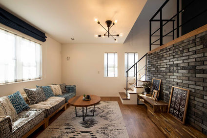 自分時間を楽しむ
ブルックリン スタジオ|株式会社つづく|岐阜県高山市