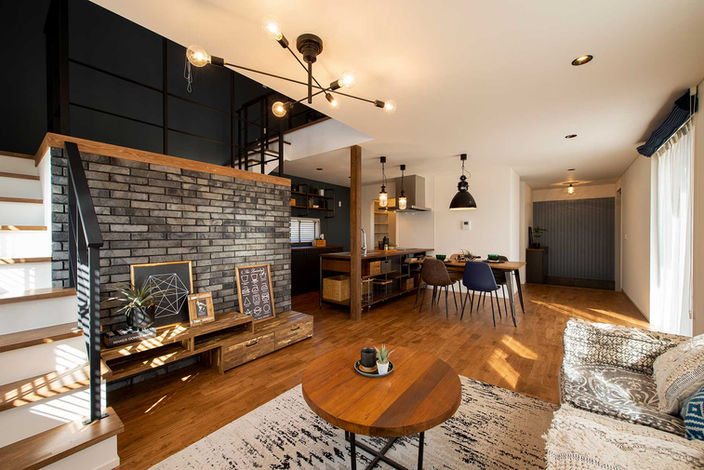 自分時間を楽しむ
ブルックリン スタジオ|株式会社つづく|岐阜県高山市