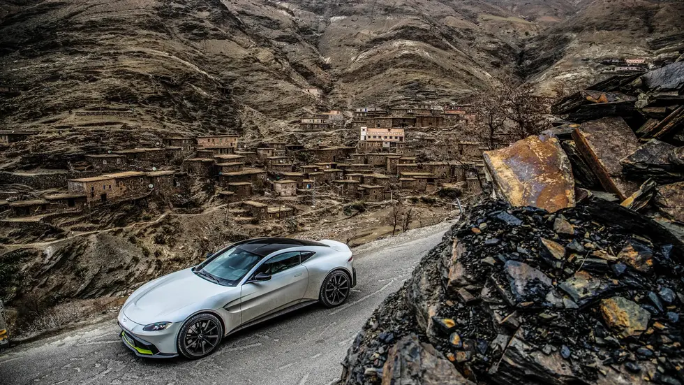 Aston Martin Vantage