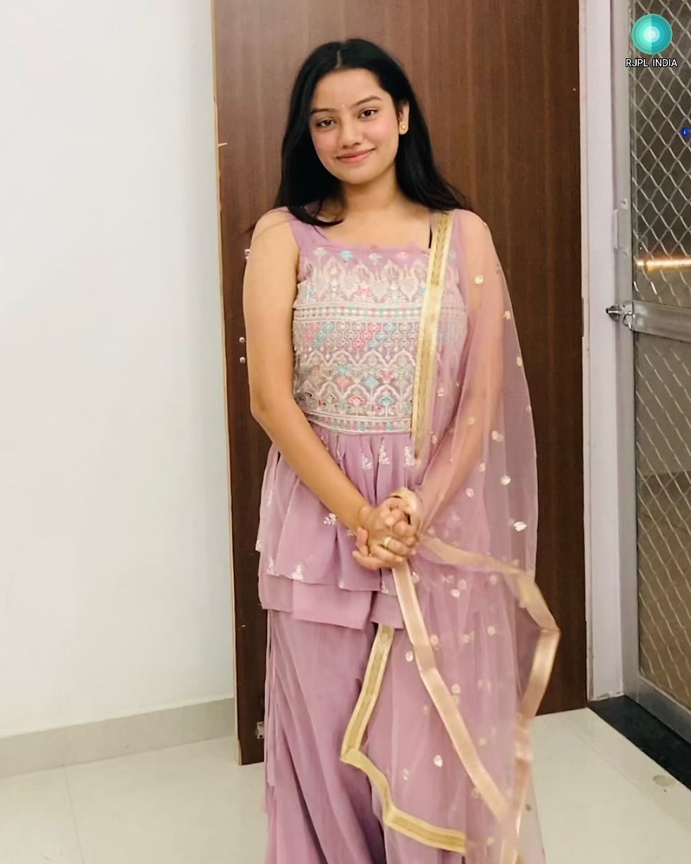 Harshita Sharma, Harshita Sharma Instagram, Harshita Sharma photos, Harshita Sharma age, Harshita Sharma reels, Harshita Sharma youtube, Harshita Sharma biography, Harshita Sharma social media journey, Harshita Sharma education, videos, hii.harshitaaa
Instagram, hii.harshitaaa reels, hii.harshitaaa age, hii.harshitaaa aka Harshita Sharma, RJPL India, RJPL Magazine,